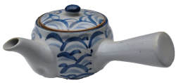 Klassische Japanische Kyusu Teepot, wave, 8x9 cm, 420 ml